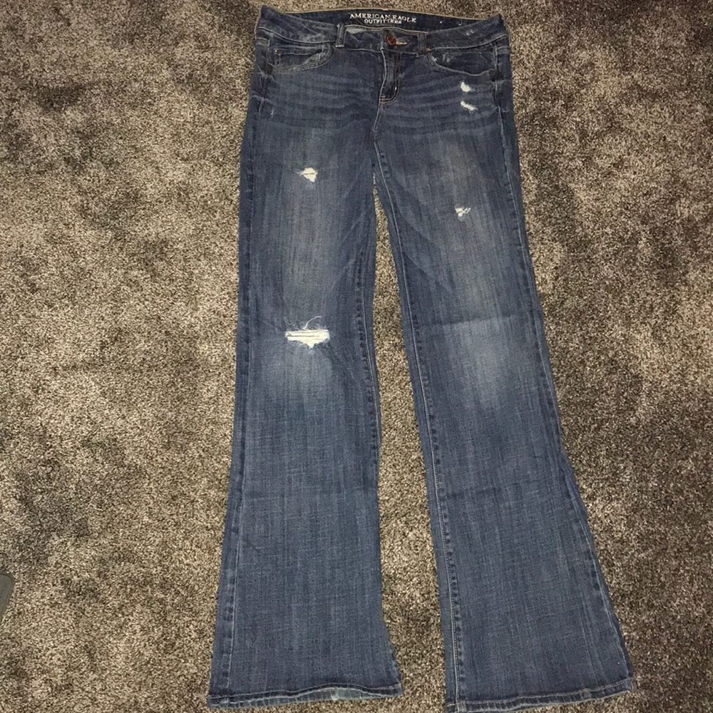 Gently worn American Eagle Favorite Boyfriend Jean